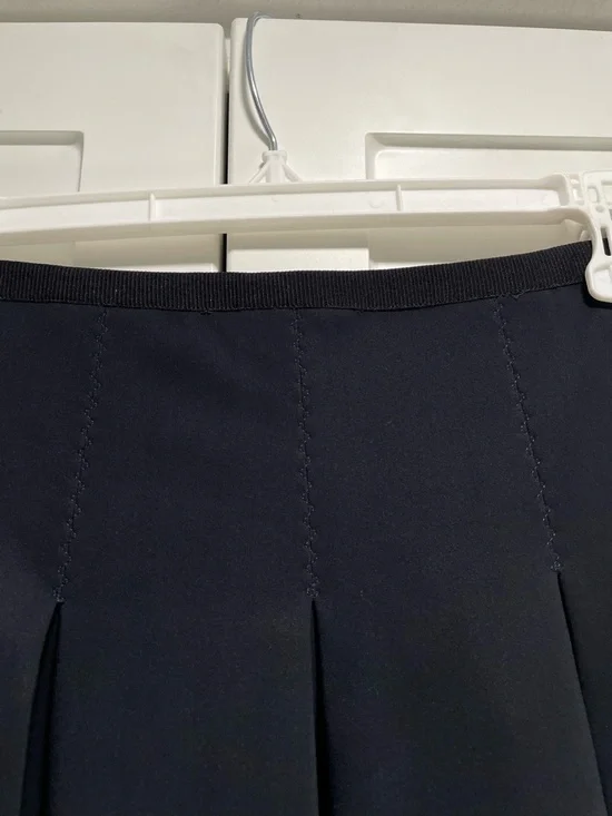 PINKO Italy Navy Pleated Scuba Neoprene Mini Skirt Schoolgirl Preppy - Picture 2 of 6